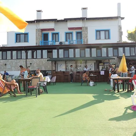 Cunda Beyaz Balina *