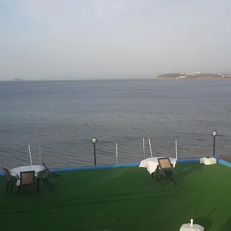 Cunda Beyaz Balina