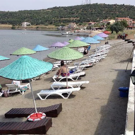 Cunda Beyaz Balina