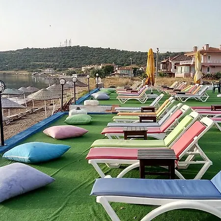 Hotel Cunda Beyaz Balina Ayvalı