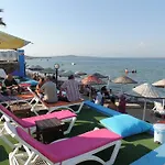 Cunda Beyaz Balina