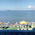 Cunda Beyaz Balina Ayvalı