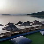 Hotel Cunda Beyaz Balina