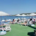 Hotel Cunda Beyaz Balina