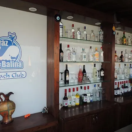 Cunda Beyaz Balina Ayvalı